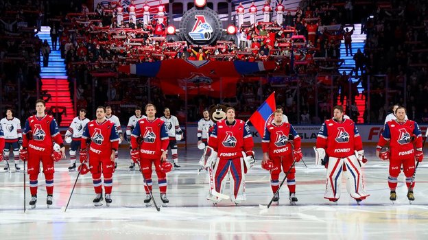 Локомотив